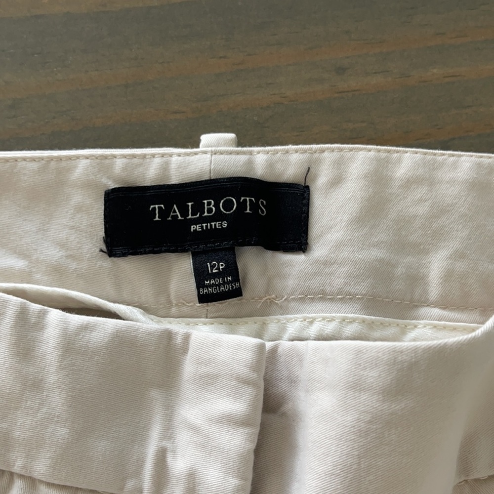 Talbots Shorts - Picture 2 of 4